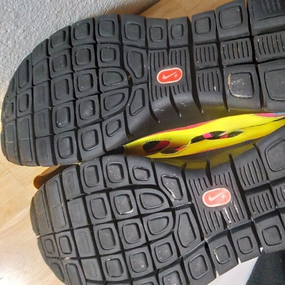 Nike Yellow and Black Free Run 2 - Picture 7 of 8